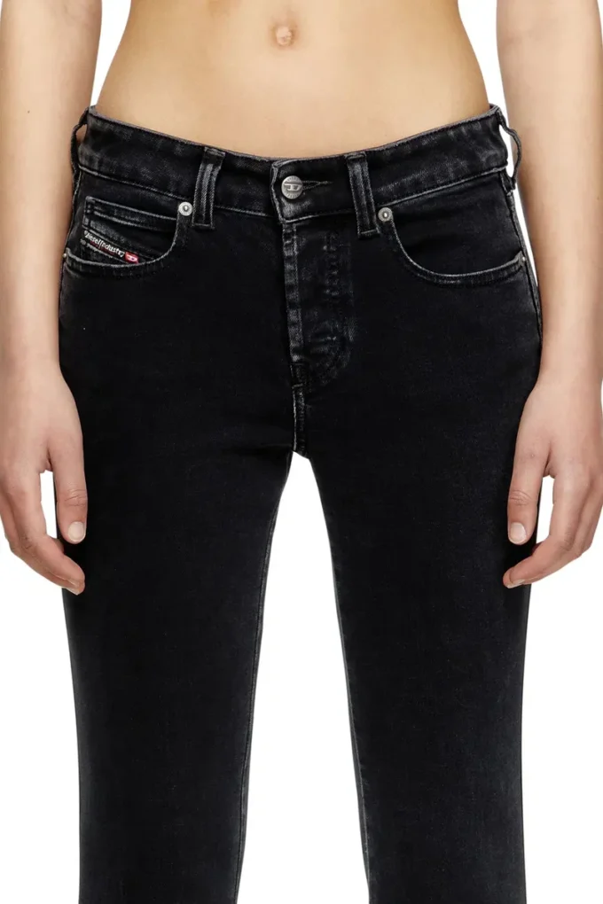 slim jeans 1992 d-jiann 09m69 Find nearest store