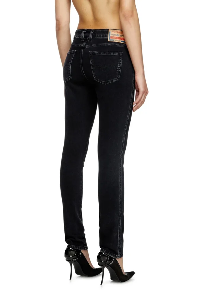 slim jeans 1992 d-jiann 09m69 Find nearest store