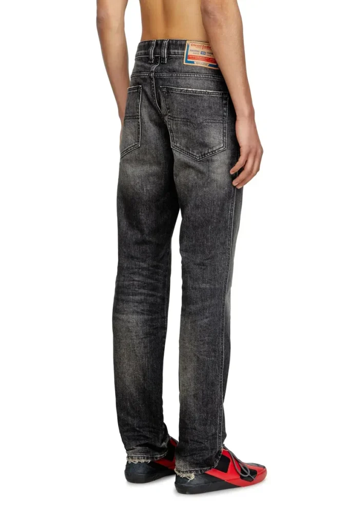 slim jeans 1993 d-vyl 09m54 Find nearest store