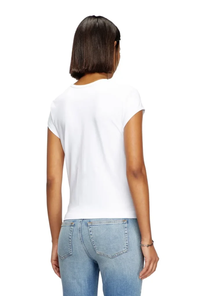 t-angie T-shirt with peekaboo logo
