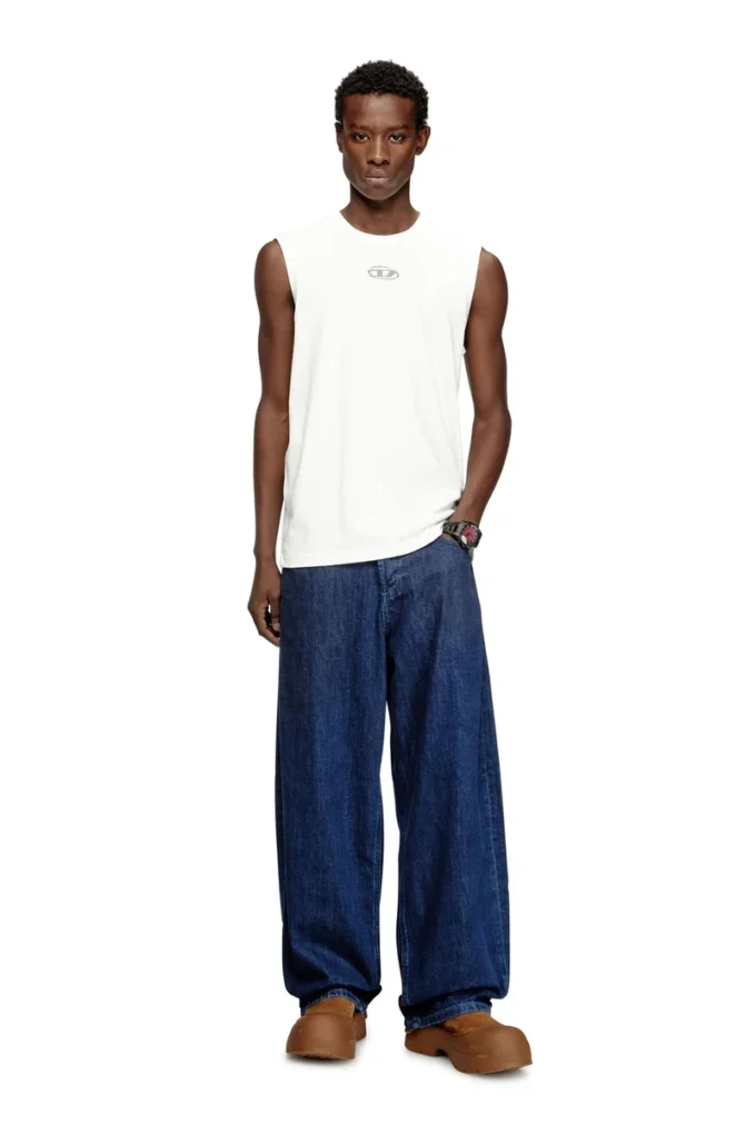 t-bisco-iod Sleeveless cotton top with metallic Oval D