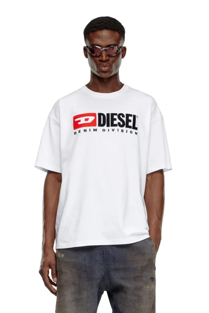 t-boxt-div T-shirt with Diesel patch logo