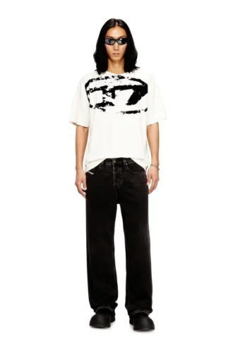 t-boxt-n14 T-shirt with distressed flocked logo