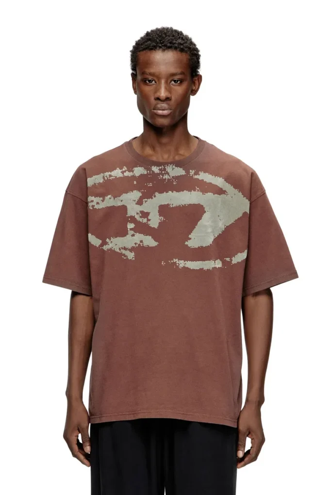 t-boxt-n14 T-shirt with distressed flocked logo