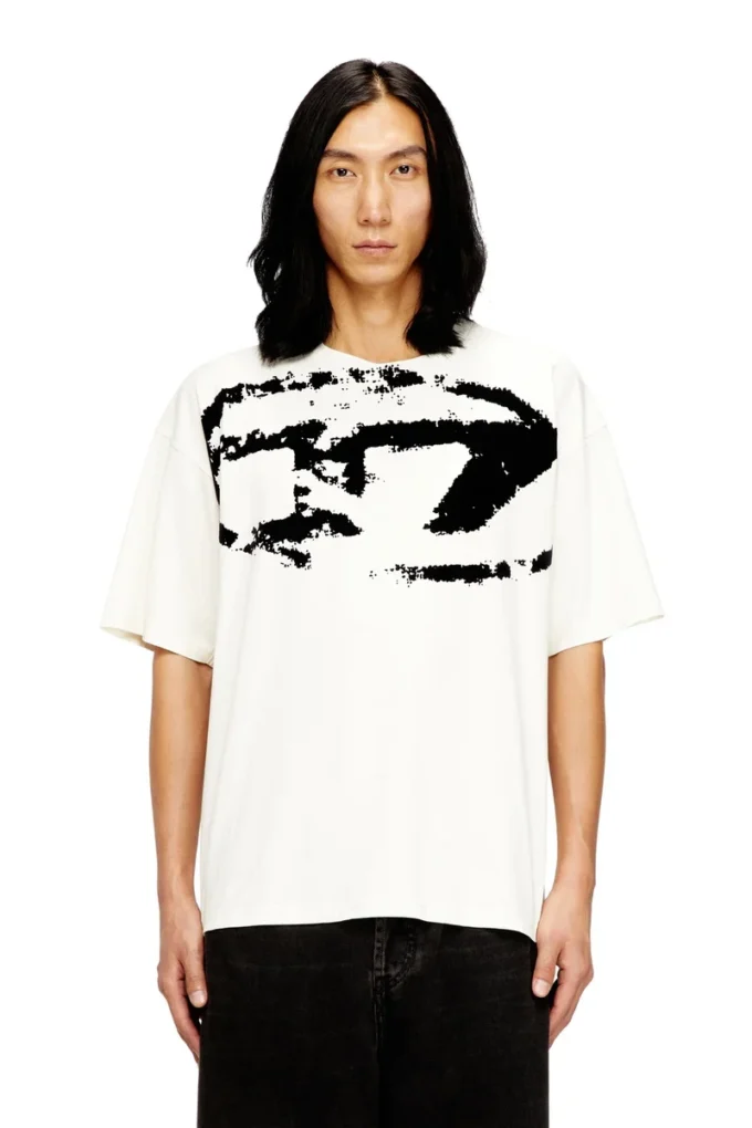 t-boxt-n14 T-shirt with distressed flocked logo