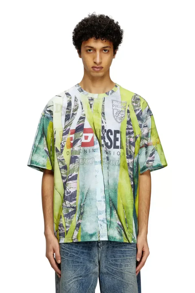t-boxt-r13 T-shirt with trompe l’oeil cracked print