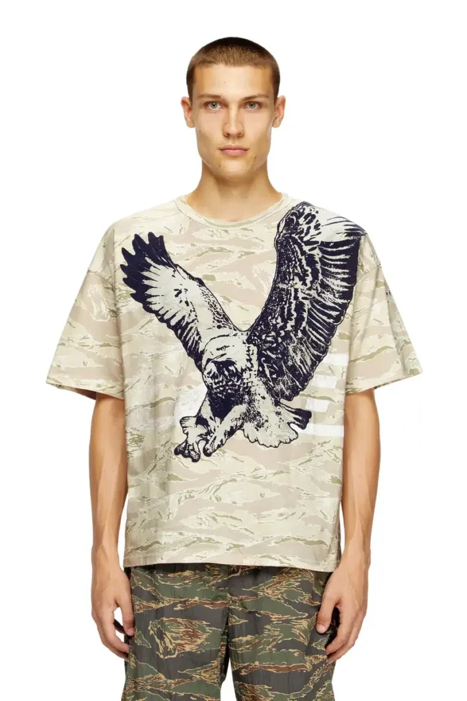 t-boxt-t14 Camo T-shirt with eagle print