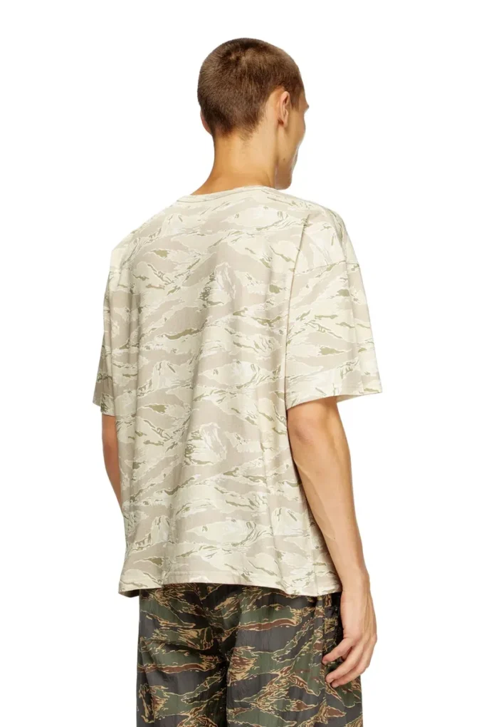 t-boxt-t14 Camo T-shirt with eagle print