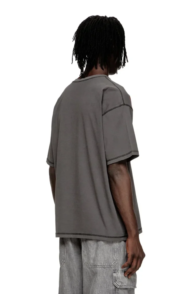t-boxt-t5 Cotton T-shirt with Oval D print