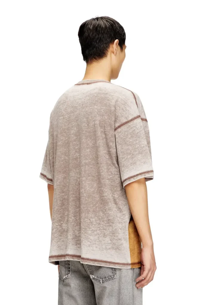 t-boxt-v12 Relaxed T-shirt with print and studs