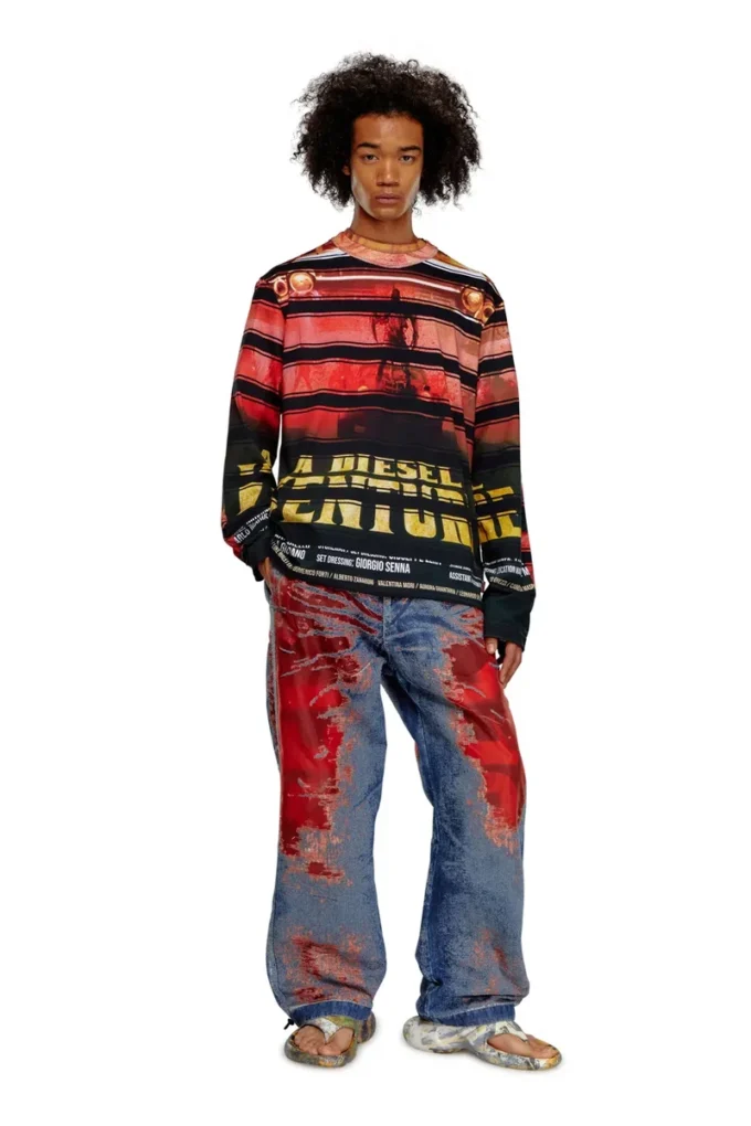t-craneup-ls T-shirt with striped movie print