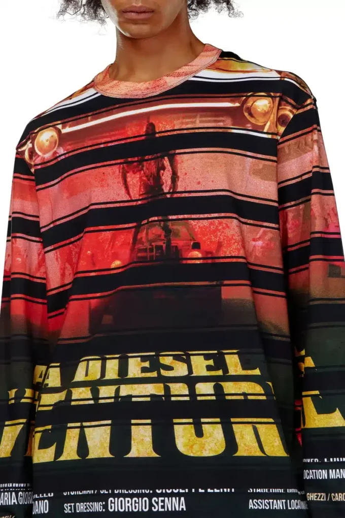 t-craneup-ls T-shirt with striped movie print