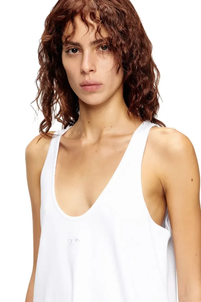 t-ipsya-lkds Ribbed tank with Oval D