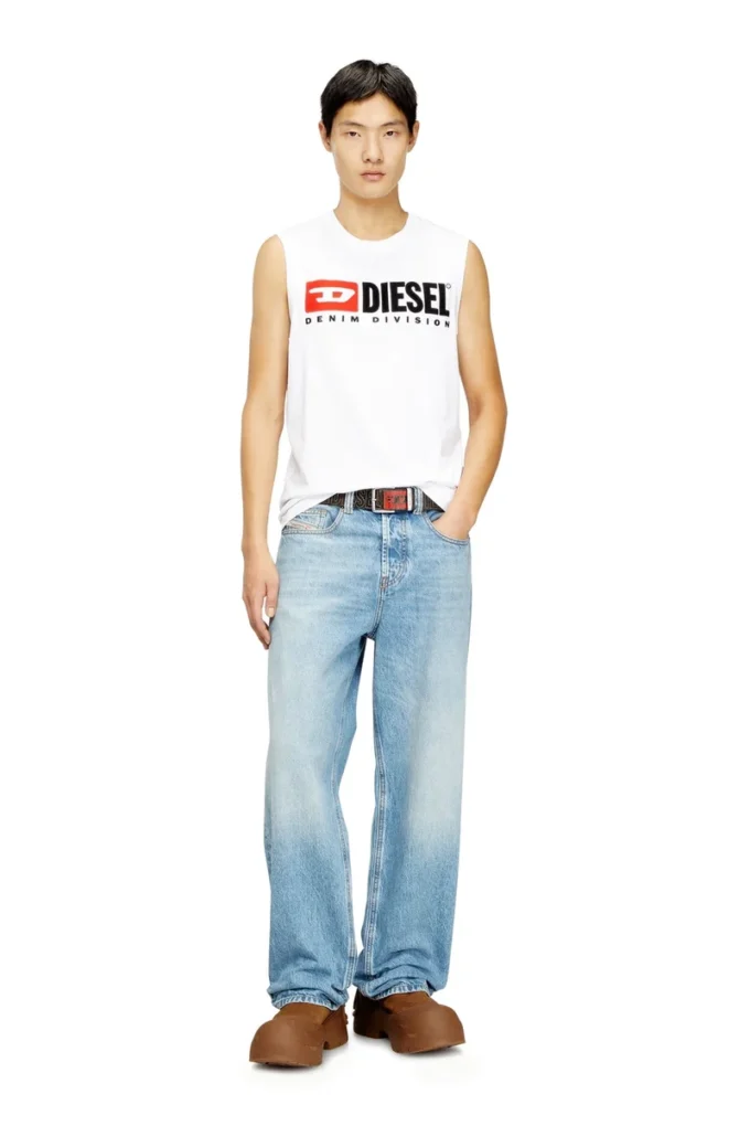 t-isco-div Tank top with chest logo print