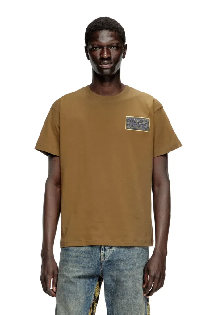 t-norm-t3 T-shirt with camo logo patch