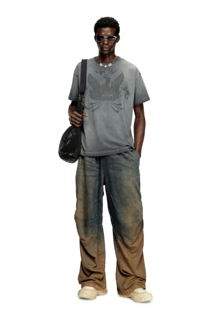 t-norm-t9 T-shirt with phoenix devoré