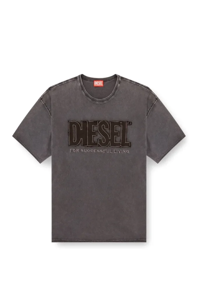 t-rawboxt T-shirt with appliqué logo and raw edge