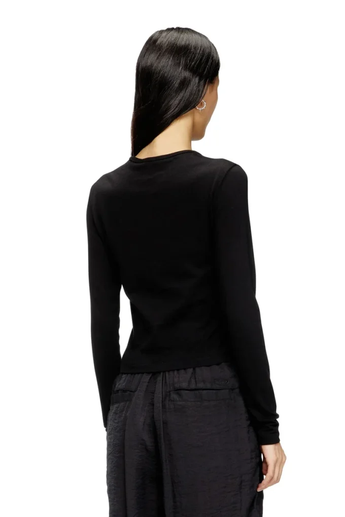 t-uncutie-long-ls-od Long-sleeve top with Oval D cut-out
