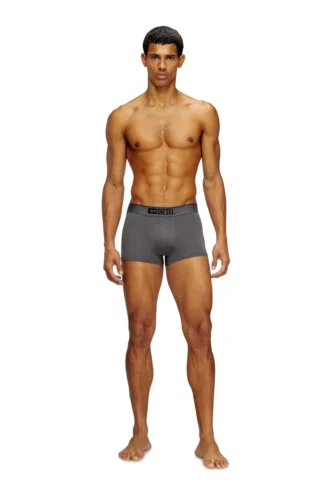 umbx-damienthreepack Three-pack of plain boxer