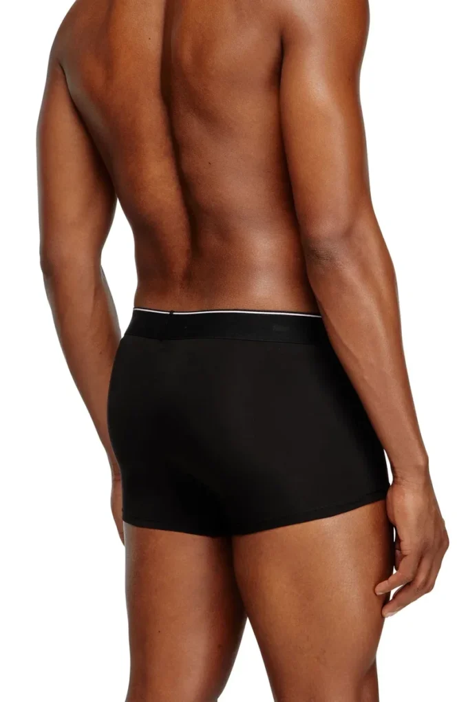 umbx-damienthreepack Three-pack of plain boxer