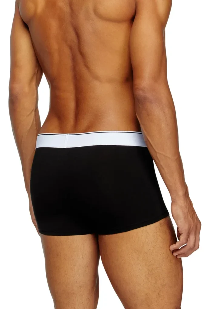 umbx-damienthreepack Three-pack of plain boxer