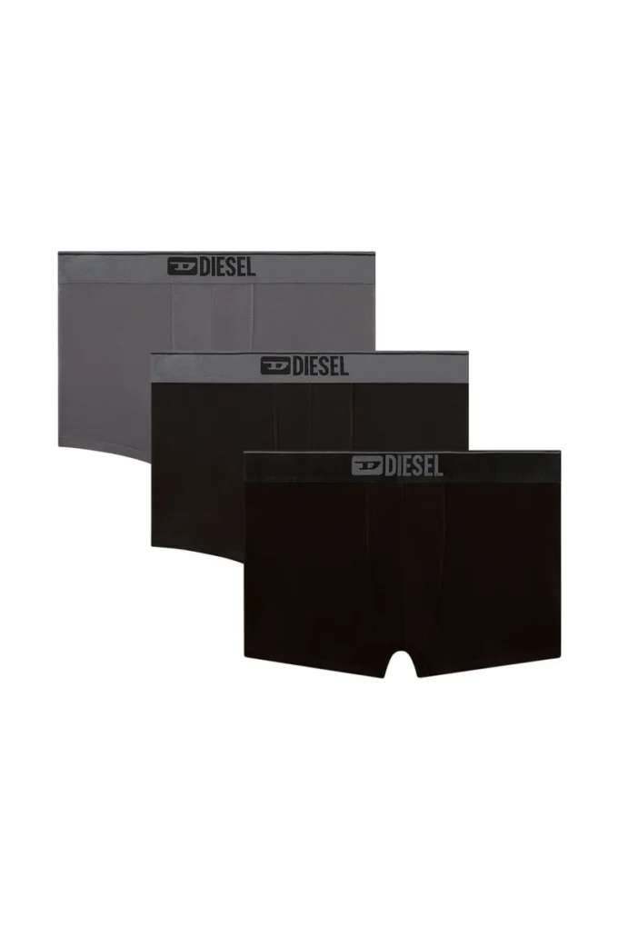 umbx-damienthreepack Three-pack of plain boxer
