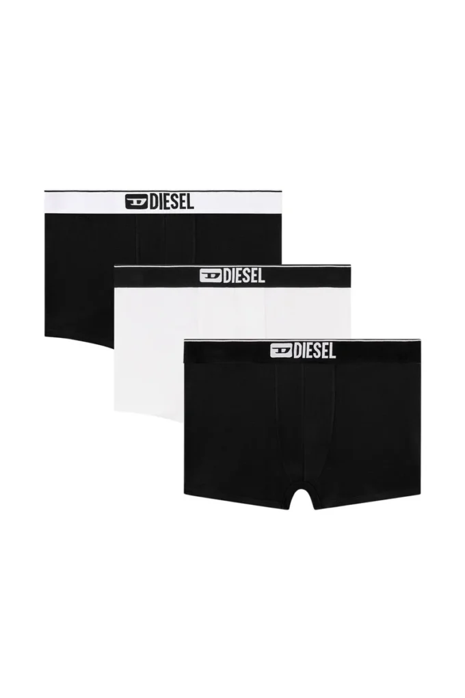 umbx-damienthreepack Three-pack of plain boxer