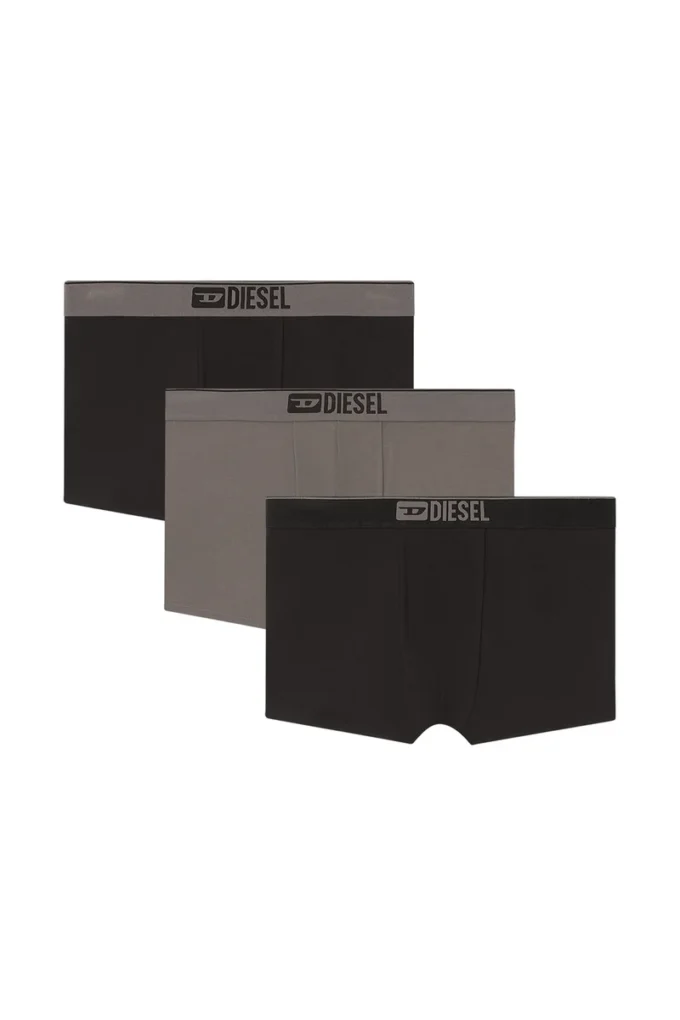 umbx-damienthreepack Three-pack of plain boxer