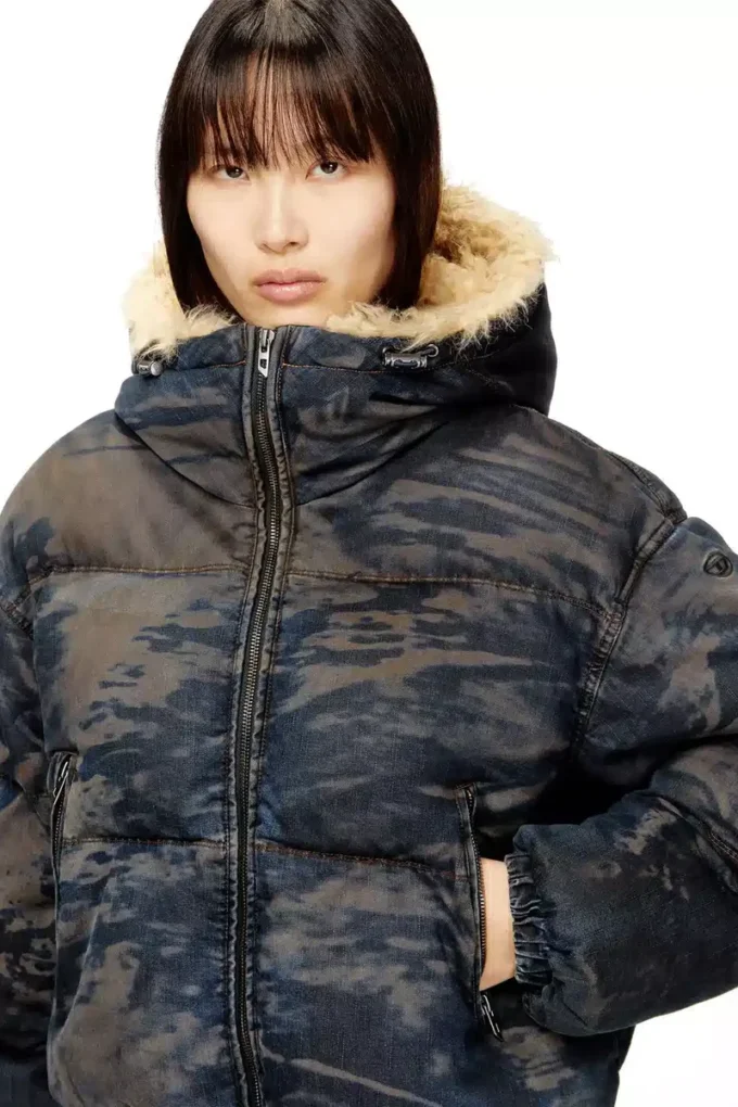 w-aves-fur Hooded puffer jacket in dirt-effect camo denim