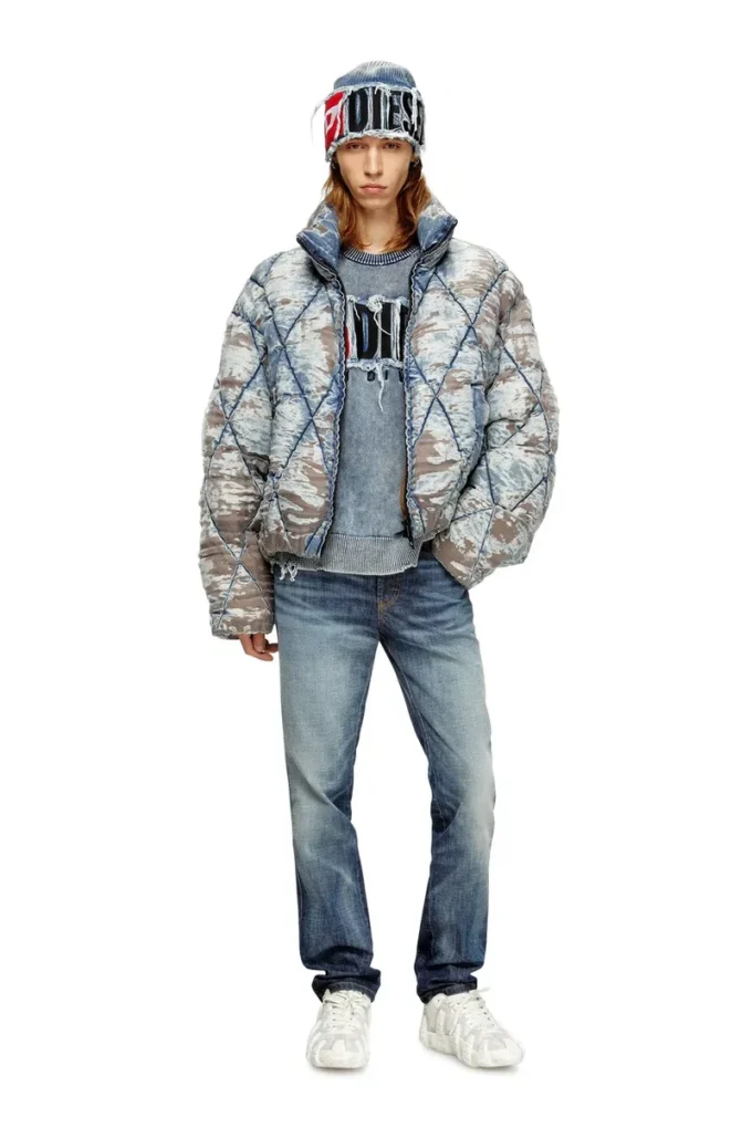 w-kons Padded jacket in argyle-quilted devoré denim