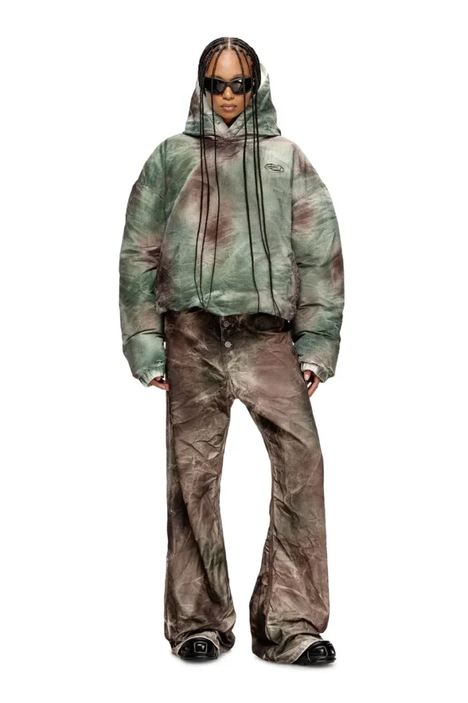 w-thug-jkt-puffy Puffy hooded jacket in camo nylon